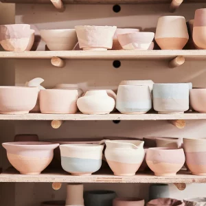 peinture sur poterie